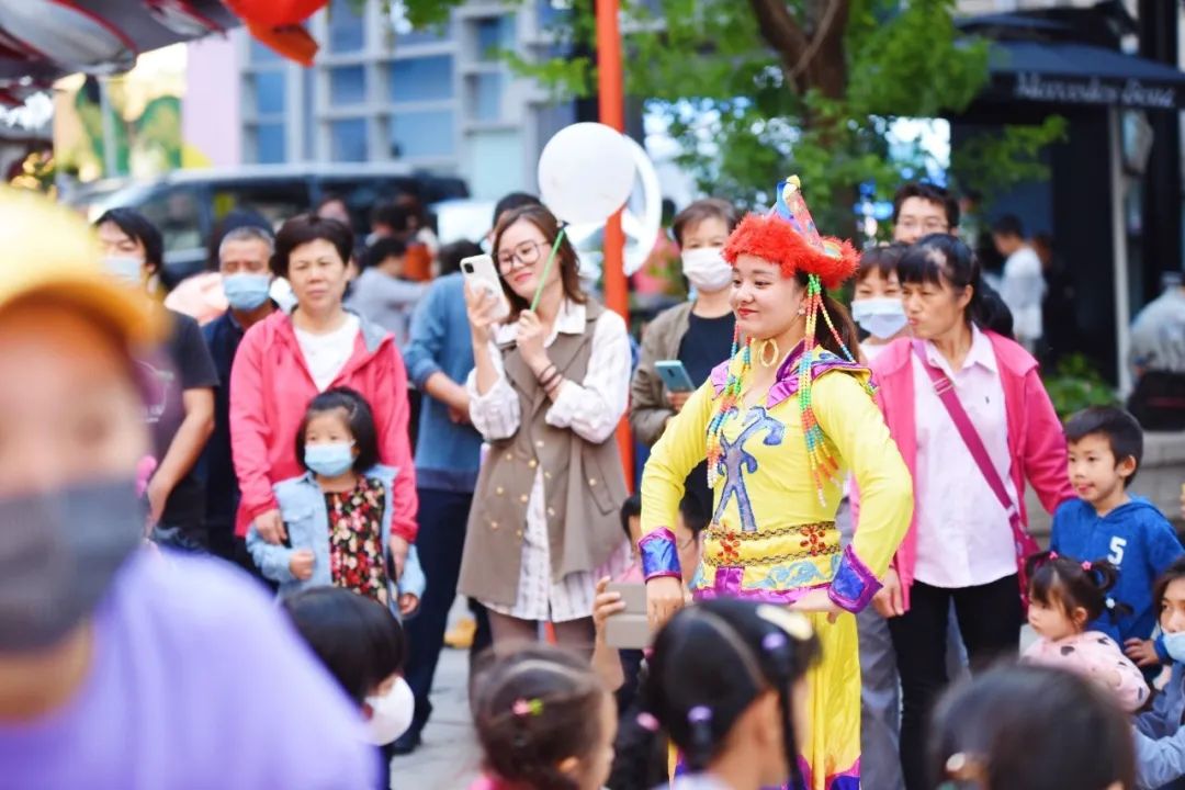 神级高手齐聚小镇，陶身体起舞“画圆”，这个秋天有你好看！休闲区蓝鸢梦想 - Www.slyday.coM