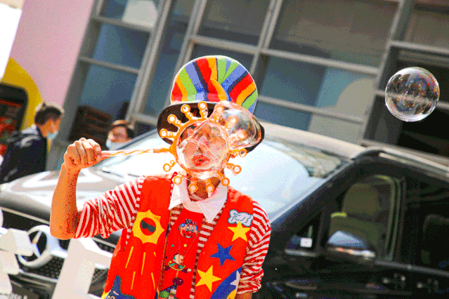 神级高手齐聚小镇，陶身体起舞“画圆”，这个秋天有你好看！休闲区蓝鸢梦想 - Www.slyday.coM