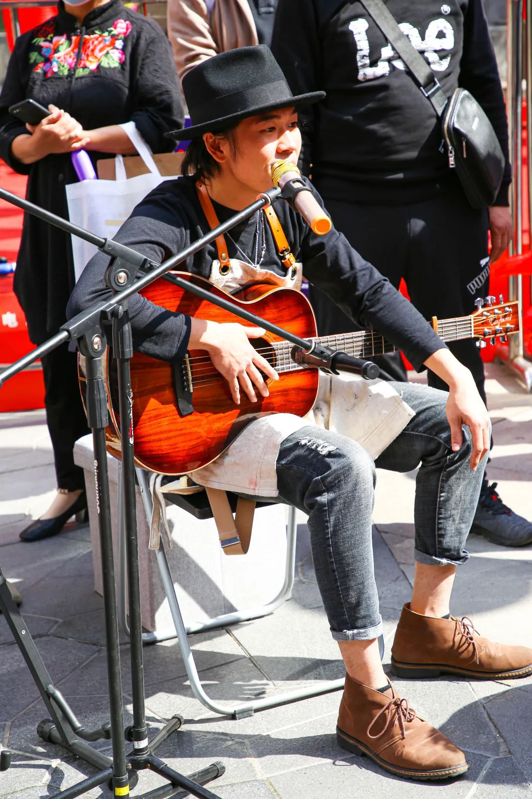 神级高手齐聚小镇，陶身体起舞“画圆”，这个秋天有你好看！休闲区蓝鸢梦想 - Www.slyday.coM