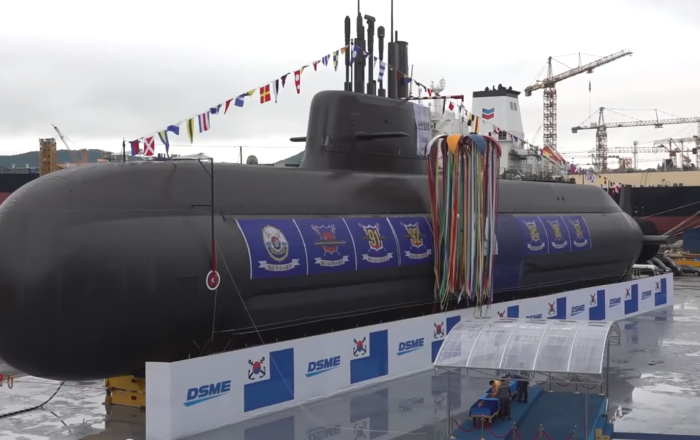 kss-3潜艇配备了"玄武"-2弹道导弹,具备一定战略威慑能力.