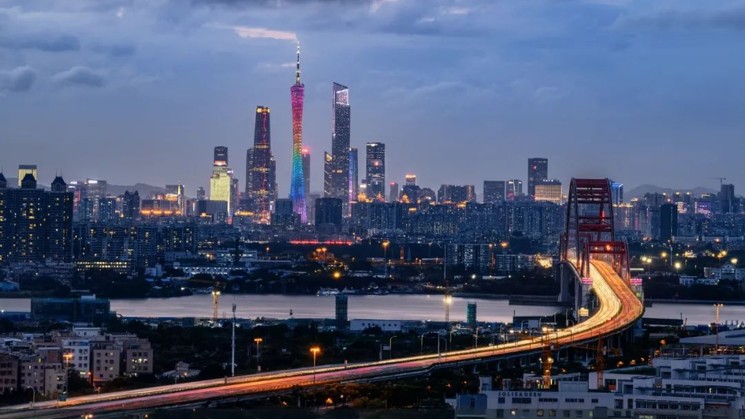 90后摄影师用6年时间拍下魅力广州，惊艳万千粉丝，热爱一座城，那它就是家！|广州|摄影师_新浪新闻