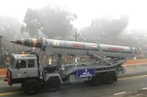 ▲资料图片：印度“无畏”弹道导弹发射车。（印度国防部官网）