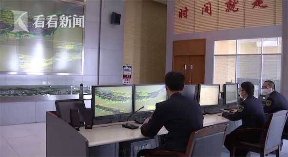 看看新闻|正值天文大潮，11人竟游泳横渡长江！失联了...