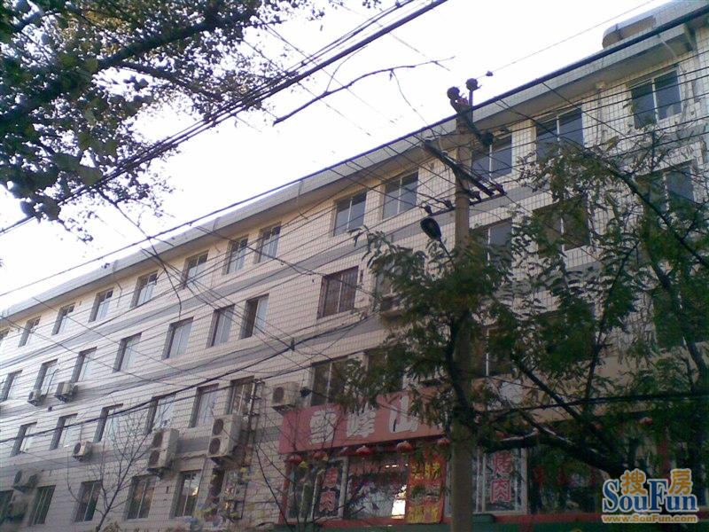 (八)新新商务楼,写字楼出租均价2.67元·天,与上月持平.