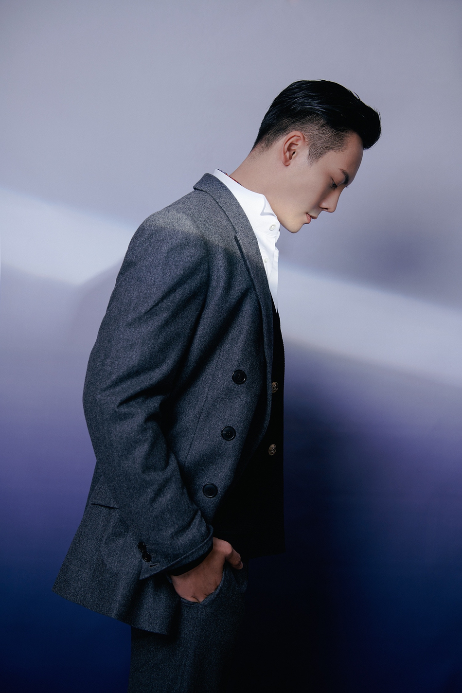 陈伟霆写真大片曝光 西装叠搭绅士有品