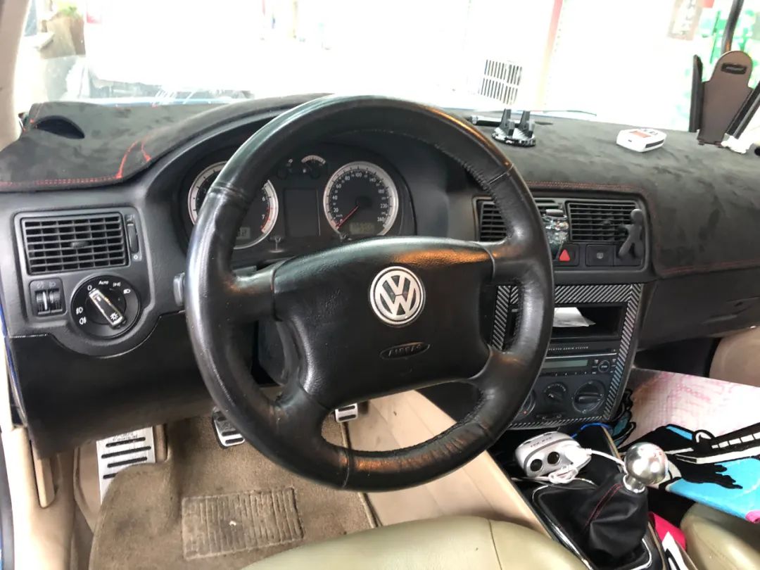 经典的大众高尔夫mk4!