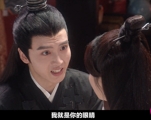 可一推近景,他古井无波的眼神里,一滴泪都没有.