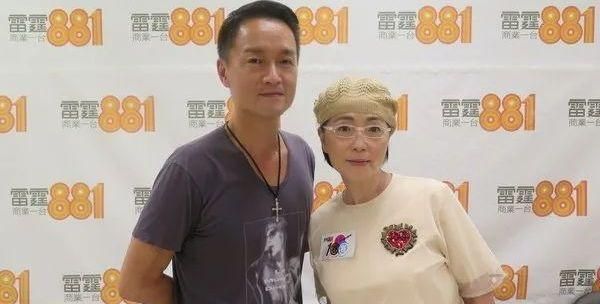 数次办离婚手续最终扳回老婆心|苑琼丹|黄乃扬|林正英_新浪新闻