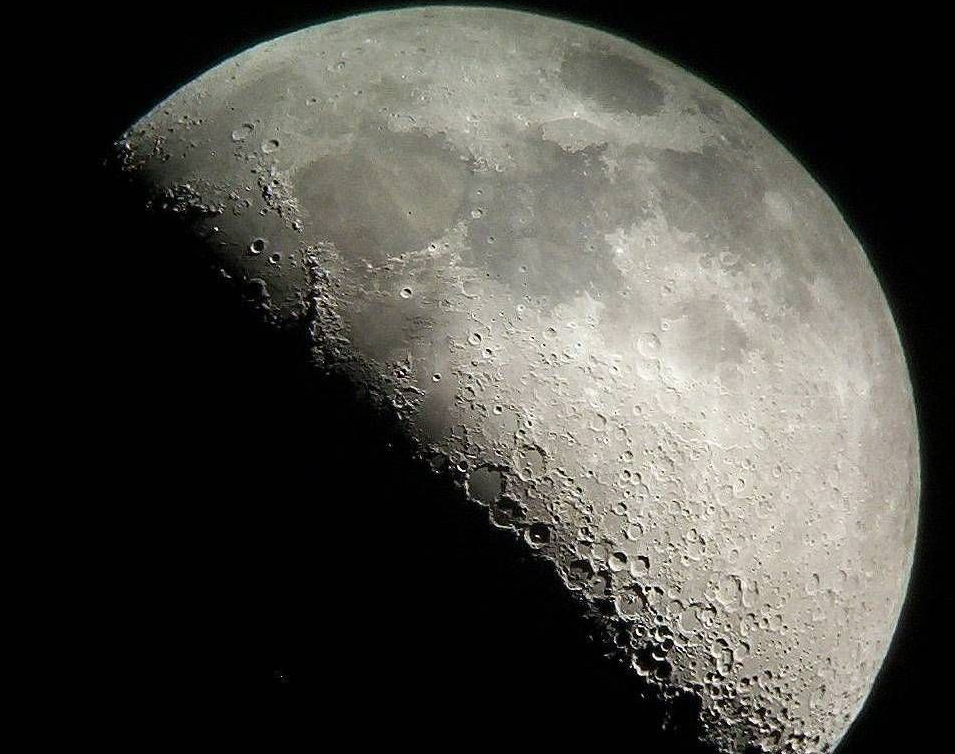 月球表面什么毒性这么强,影响多大?