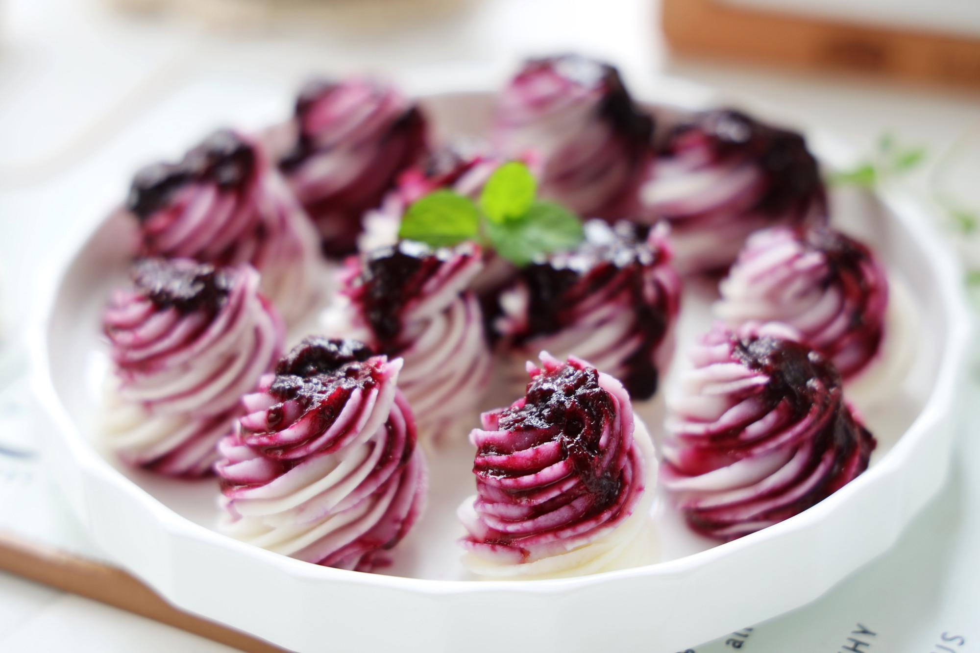 饭店孩子必点的蓝莓山药酸甜可口健脾养胃自己在家做超美味