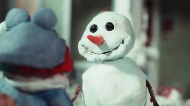 洗牙sia 单曲 Snowman 官方超清mv 现已首播 洗牙sia 单曲 Snowman 官方超清mv 现已首播