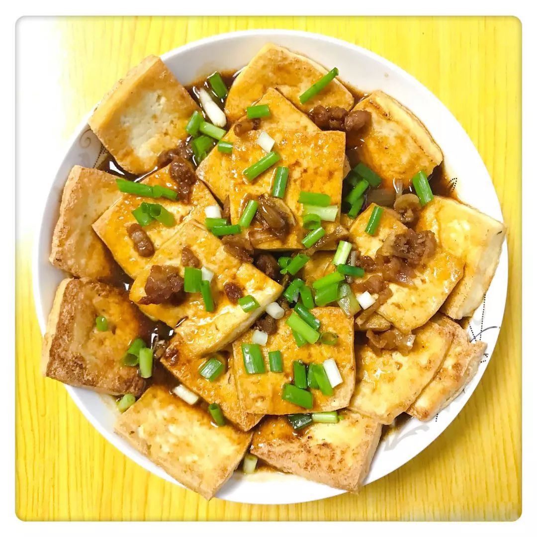 快手菜外焦里嫩肉香浓郁的香煎豆腐厨房小白也能快速掌握