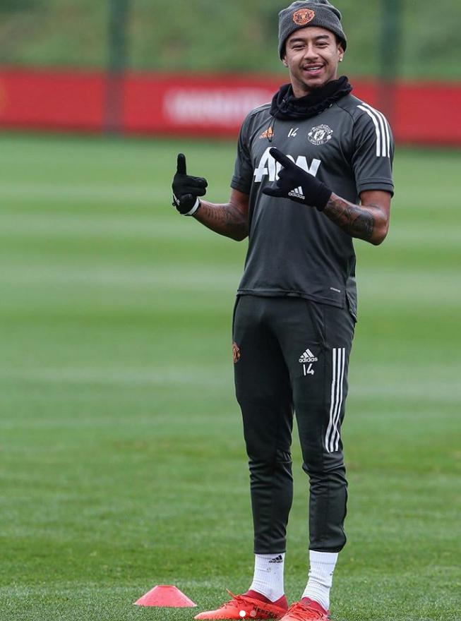 林加德已进行单独训练晒照报动态正在加紧恢复中