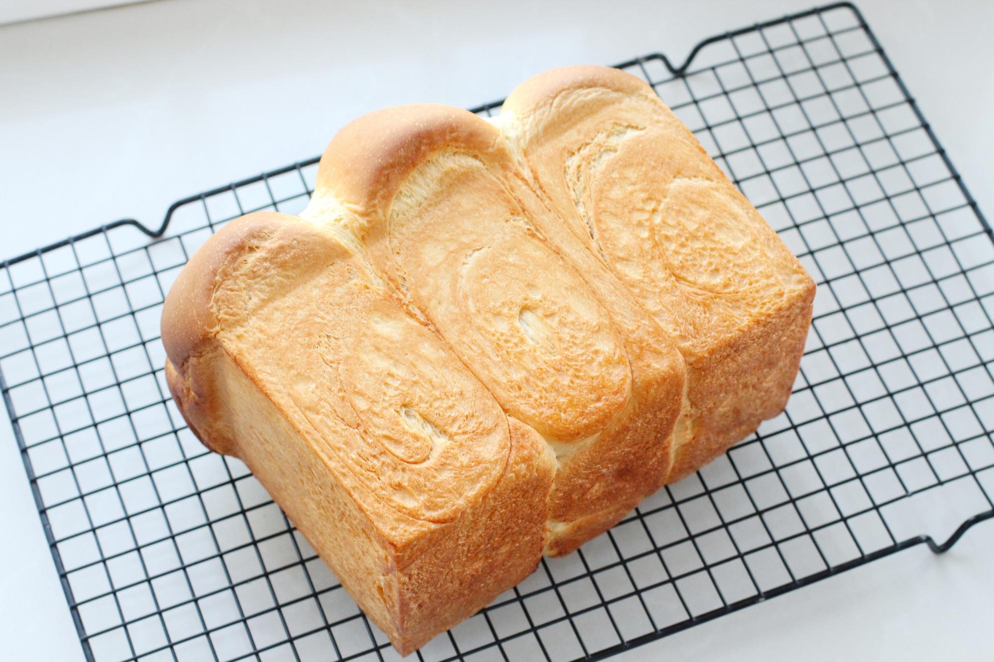 法式贵族吐司面包,像棉花一样柔软无比,细腻香甜吃起来香喷喷的