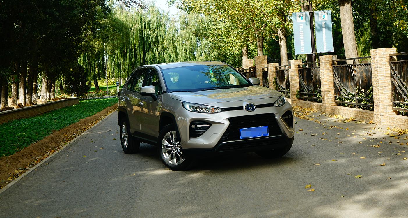 研判广汽丰田威兰达双擎版e-four电四驱系统控制策略