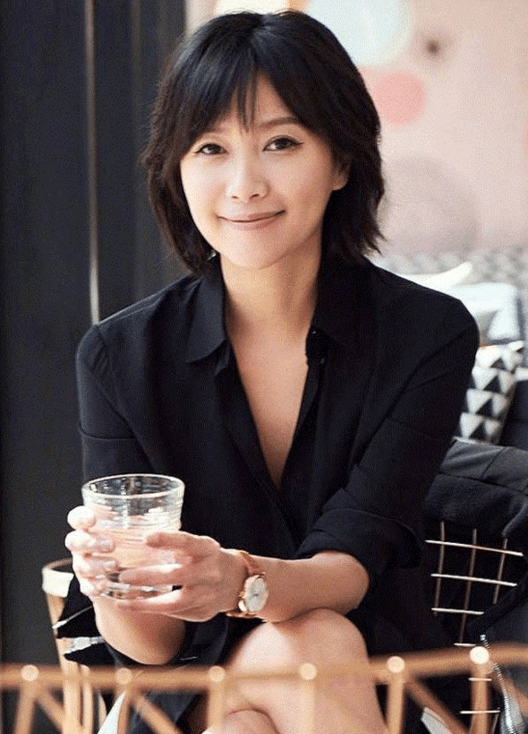 妻子和女儿,但我死后财产全归徐静蕾|王朔|徐静蕾|沈旭佳_新浪新闻