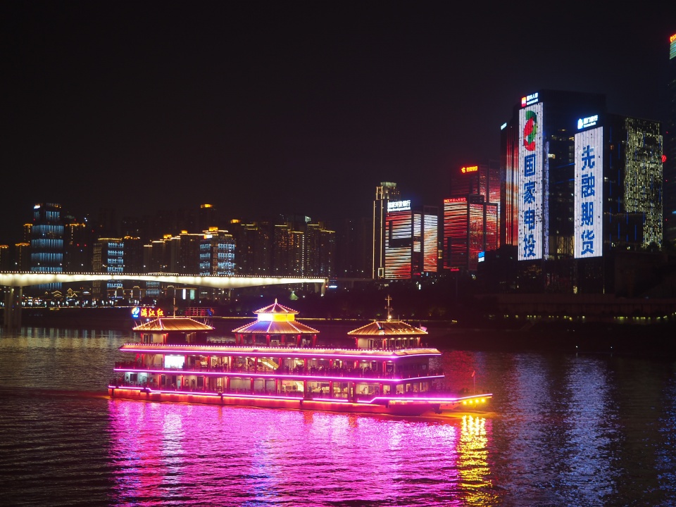 来重庆住哪儿鎏嘉码头旁神仙美宿可享双重艳遇当地人力荐