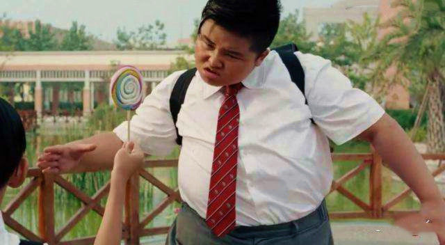 曾经选出的"小男孩",如今都成"小仙女"|姚文雪|小仙女|周星驰_新浪