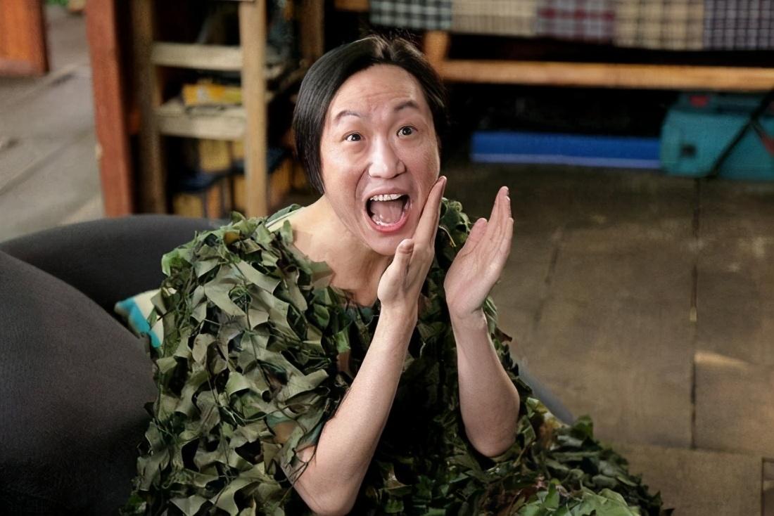 《低俗喜剧》入围最佳男配角,获奖呼声颇高,有望成为港式喜剧男演员在