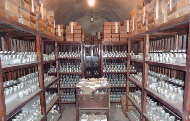 人人羡慕,每三年更换一次,卸任者都富得流油|白银|银库|库房_新浪新闻