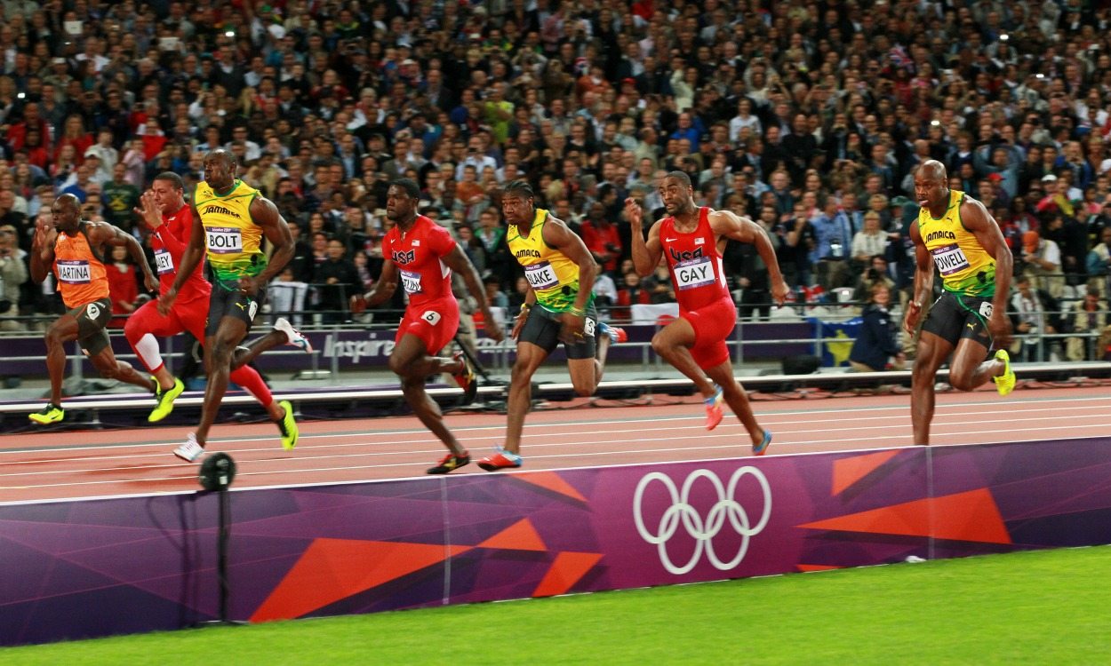 例如短跑室内赛项目有60米,200米,世界百米五虎博尔特不参加室内赛