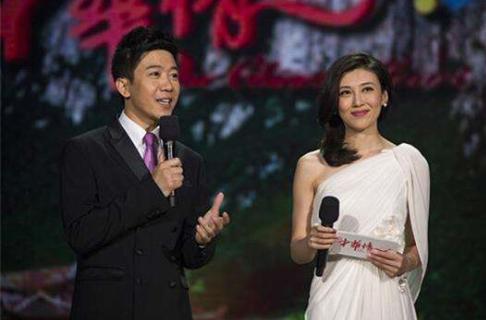 吴志阳是一个富二代,认识了李红之后就对她展开了热烈的追求.