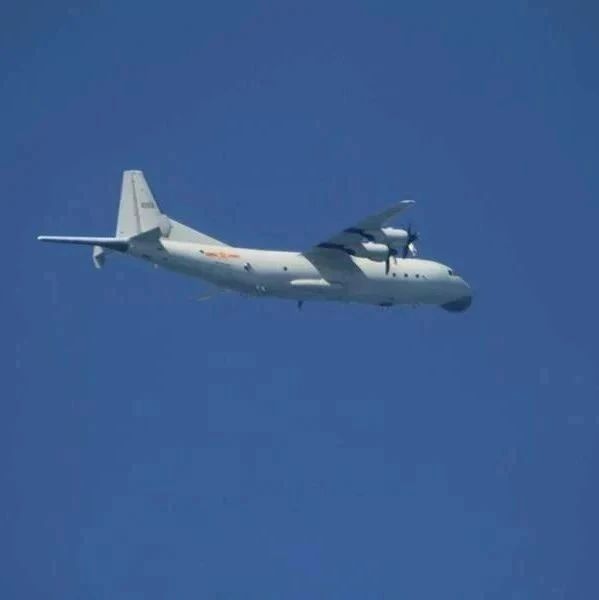 台媒：解放军军机又来了 这次有8架！