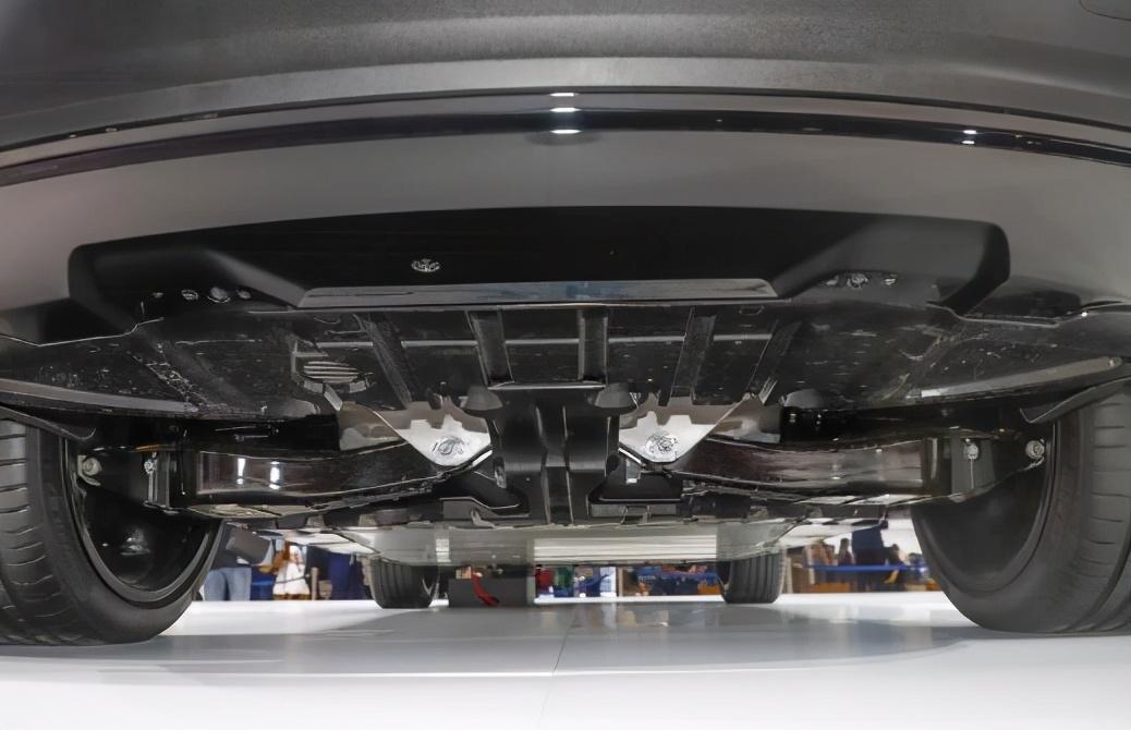 续航400km沃尔沃xc40rrcharge将于广州车展上市