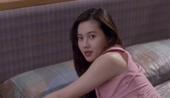李丽珍女儿近照曝光,22岁气质突出,完美继承妈妈的优点