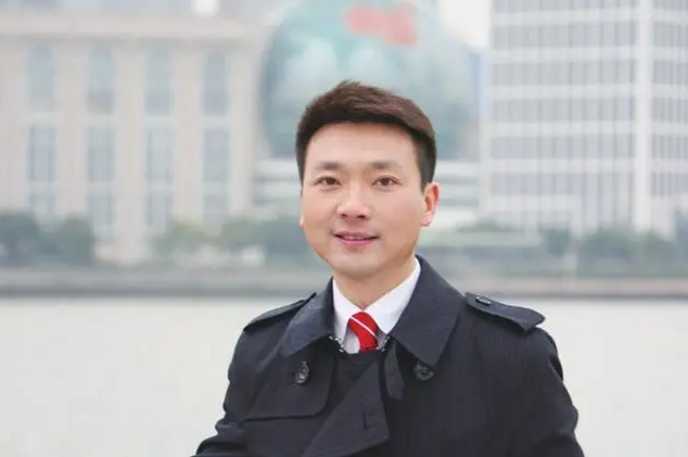 康辉口播20分钟上热搜：业务能力，才是一个男人最大的魅力休闲区蓝鸢梦想 - Www.slyday.coM