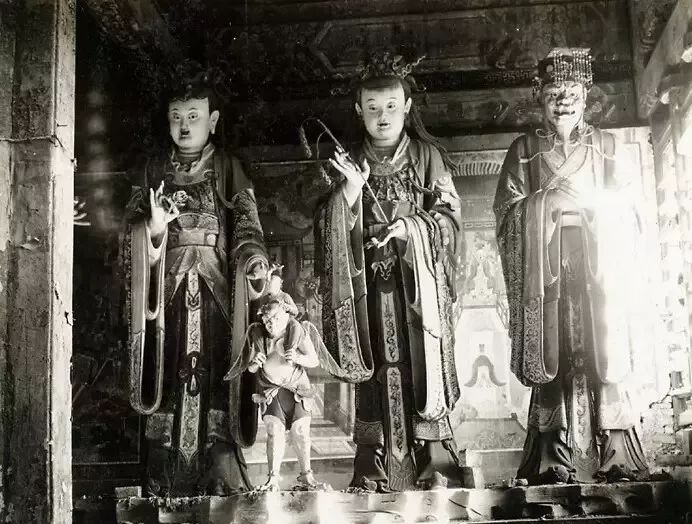 「佛教故事」她才是小孩子的保护神，到寺庙的时候，多拜拜！