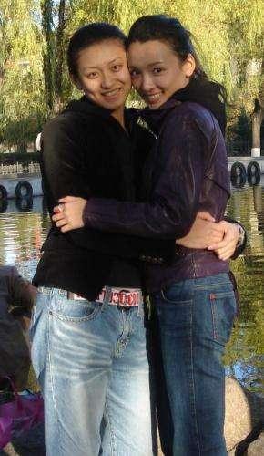 被评《乡爱》四美,戏外更靓丽|王君平|乡爱|杜肖雄_新浪新闻