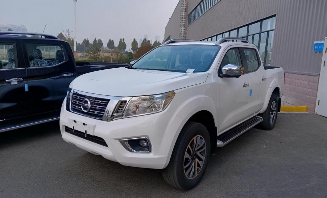 郑州日产新纳瓦拉实车图曝光将于明年1月上市