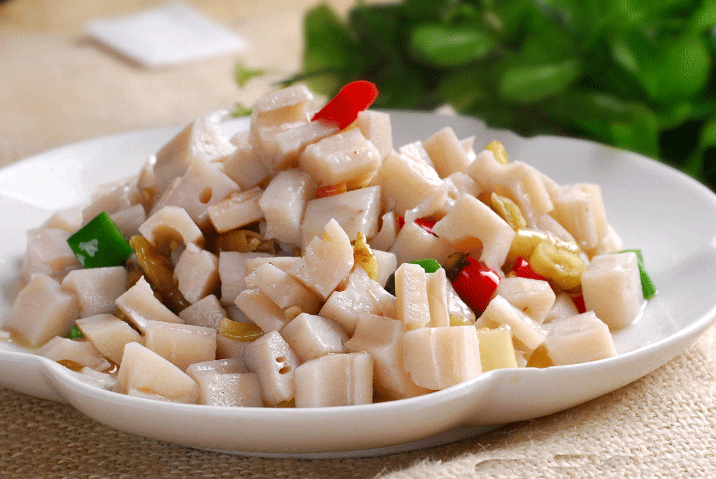 下酒又下饭,嚼劲十足,好处多多,吃起来十分有味|抗癌|青椒|藕丁_新浪