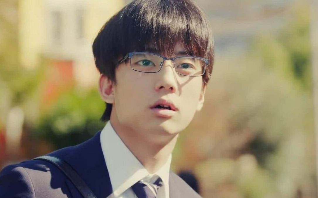 据悉,伊藤健太郎还骚扰过广濑丝丝,同时还被曝出曾有虐猫行为,曾经还