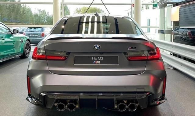 宝马3系中的"性能王",大鼻孔造型 碳纤维车身,3.0t动力真帅气