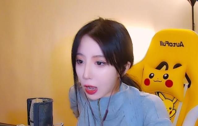 粉丝自然更是替这位绝地求生一姐感到不值,呆妹更是接连表示主播不