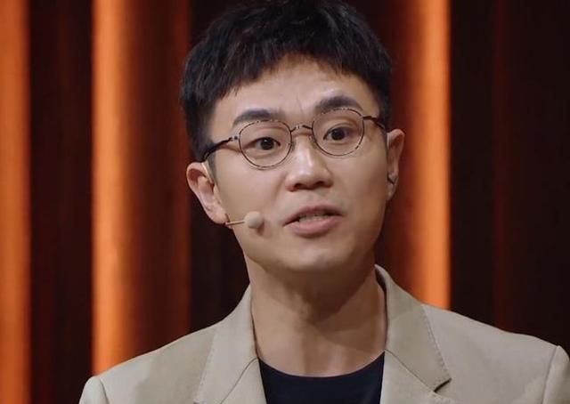 演员请就位2主持人大鹏频频翻车一系列骚操作被骂上热搜