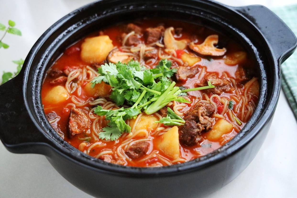 寒露之后,这6道砂锅炖菜要多吃,驱寒保暖,营养美味,老少皆宜