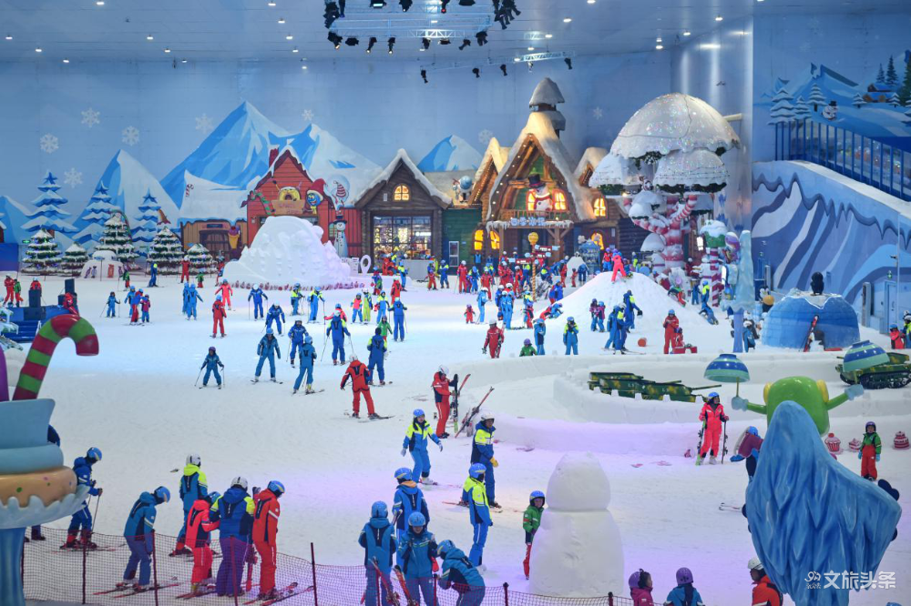 融创文旅联合崇礼三大雪场开启"燃"冰雪季