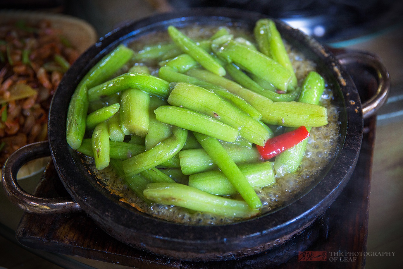 海南特色网红农家菜一桌十二道菜1200元你觉得怎么样