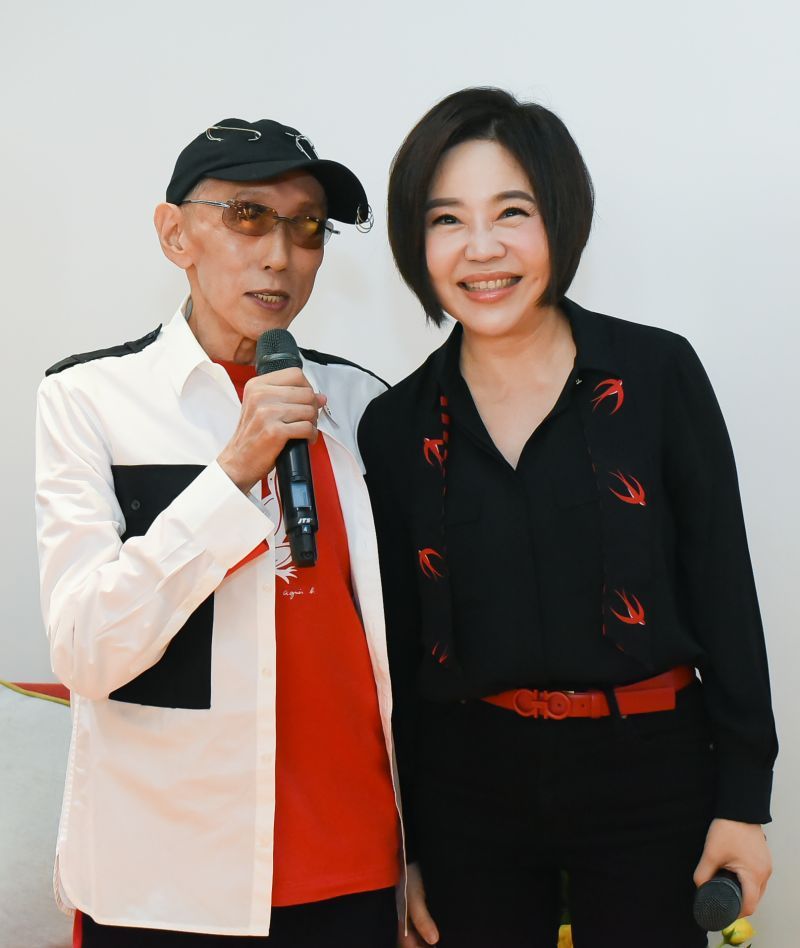 78岁制作人圆梦办「生前欢聚会」 4个女儿都不知道网友:太前卫了|陈明