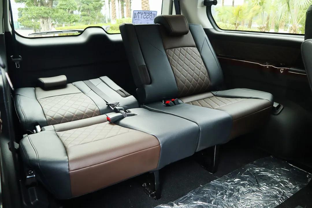 1米长,空间超大!这台1.8t手动挡的风行m7有意思