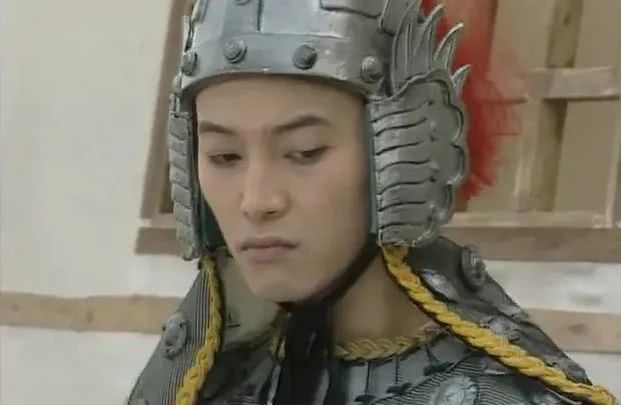 《上错花轿嫁对郎》中的沙平威,更是把颜值优势发挥到了极限.