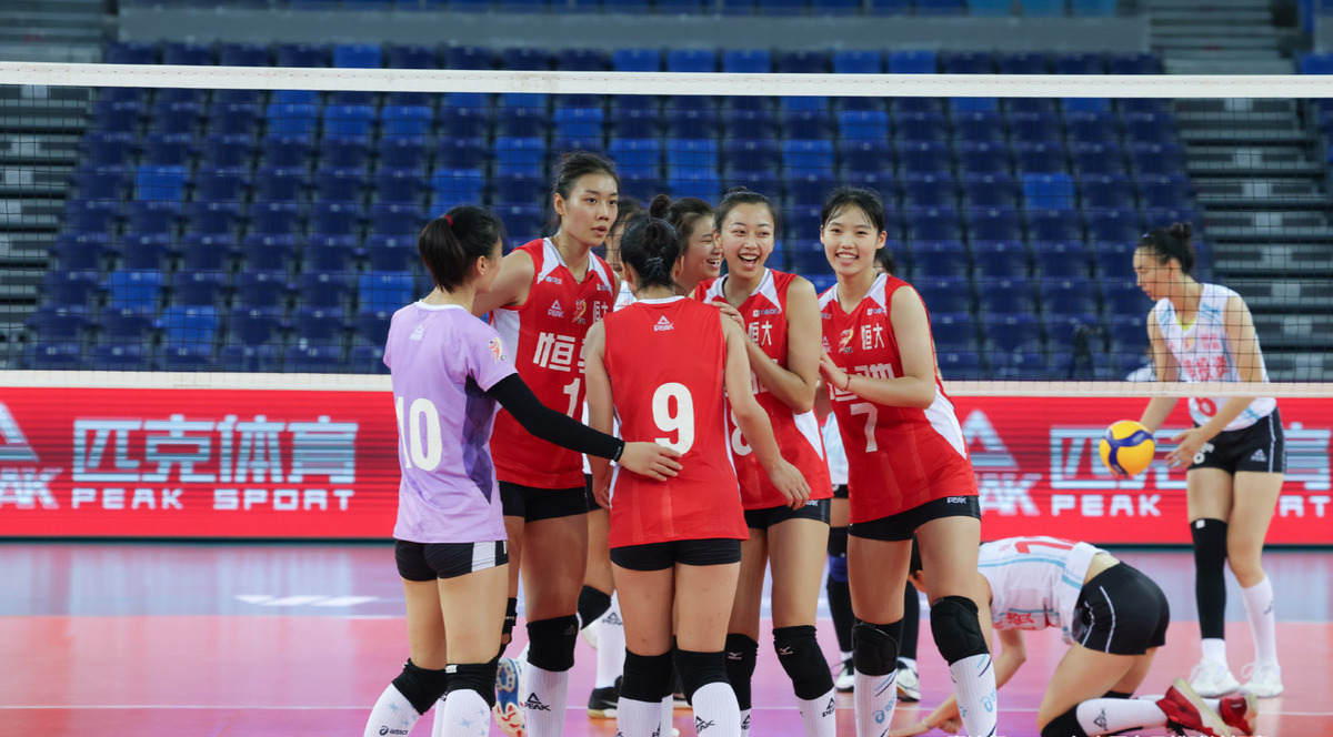 女排希望之星集训开启!全锦赛小将主攻领衔,还有三胞胎姐妹