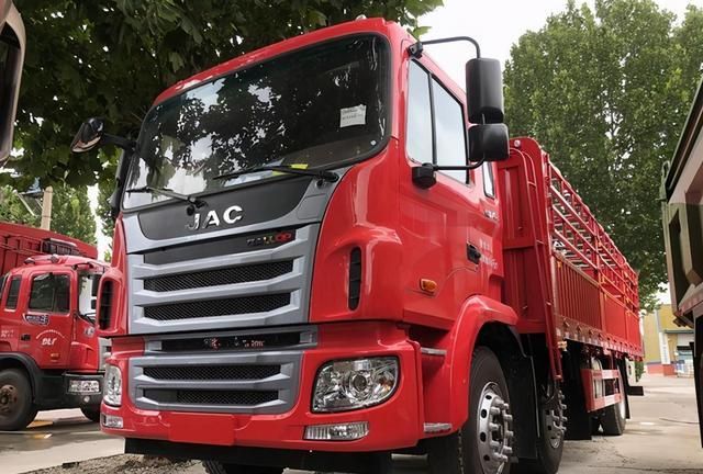 中短途普货运输利器,实拍江淮格尔发a5l小三桥载货车