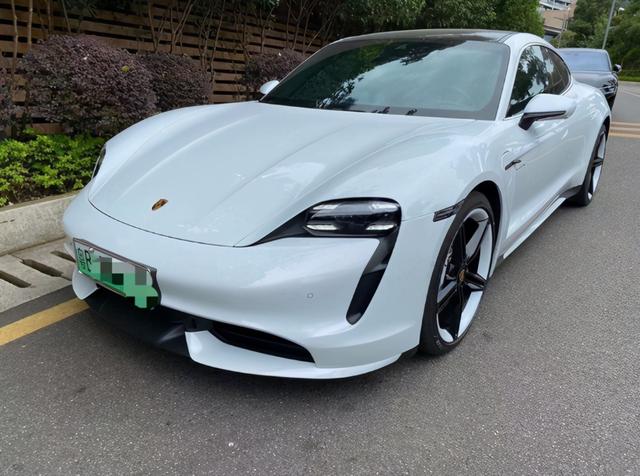 花166万元买保时捷纯电轿跑,开帕拉梅拉的朋友也没了脾气