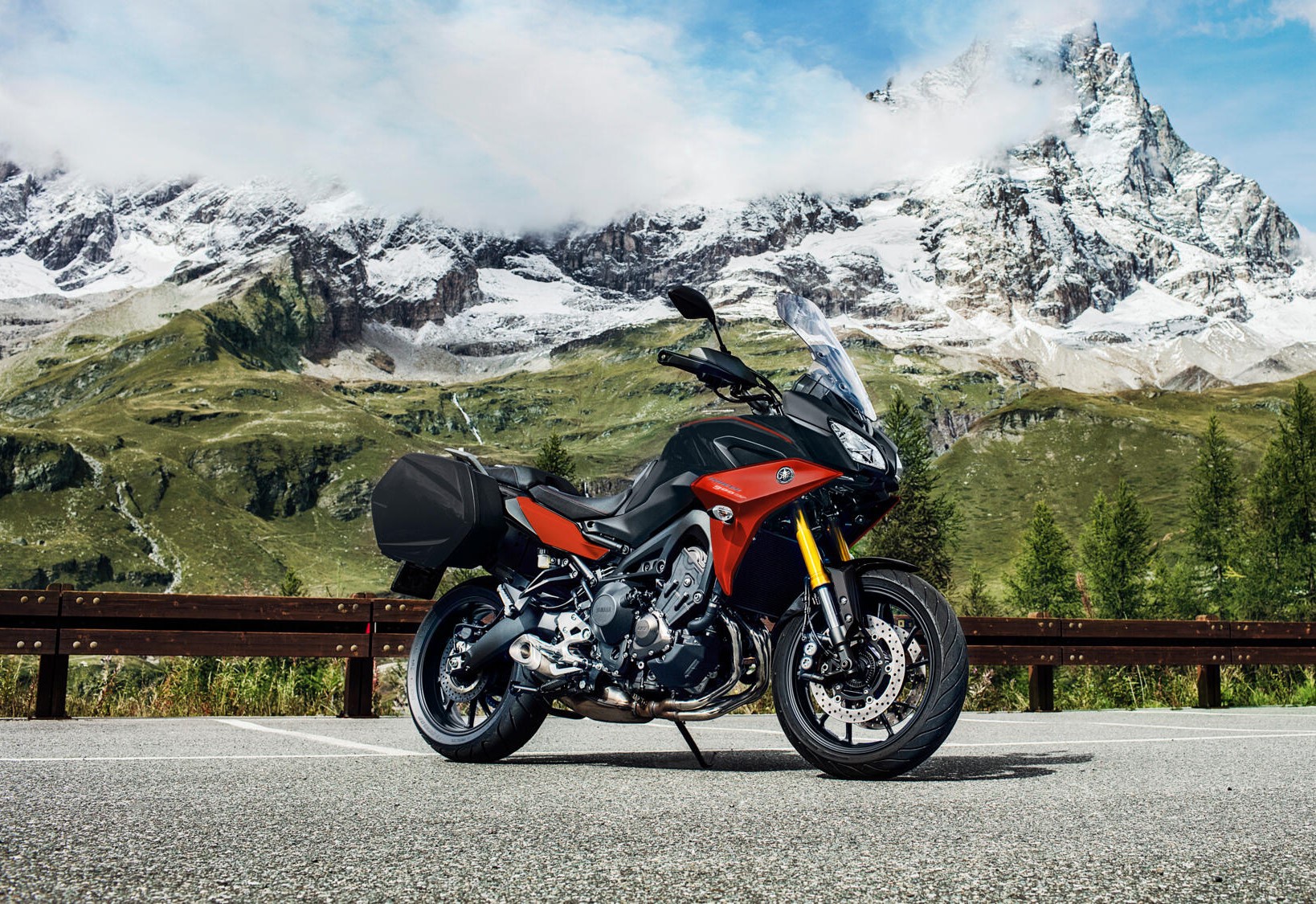 1398万雅马哈tracer900gt国内上市马力惨遭阉割