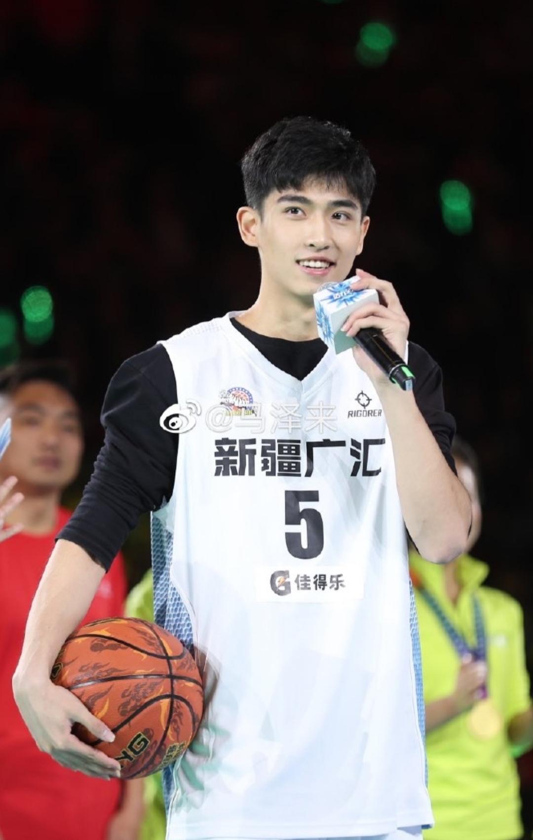 杨鸣马泽来朱松玮刘晓宇吕安宇靓绝cba|cba|杨鸣|马泽_新浪新闻