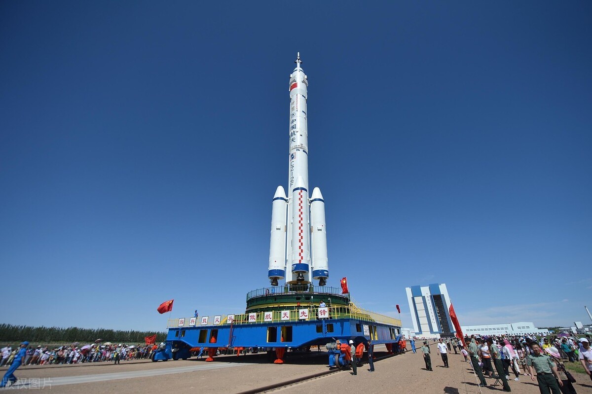 11.6每日星座运势红榜上,摩羯大胆把握机会,双鱼日子挺顺利